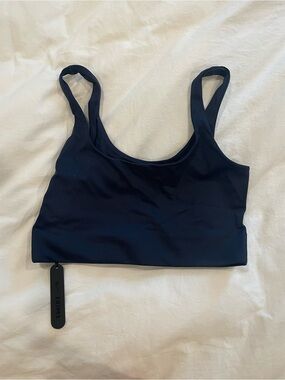 NWT NikeSKIMS Navy Shine Scoop neck Bra